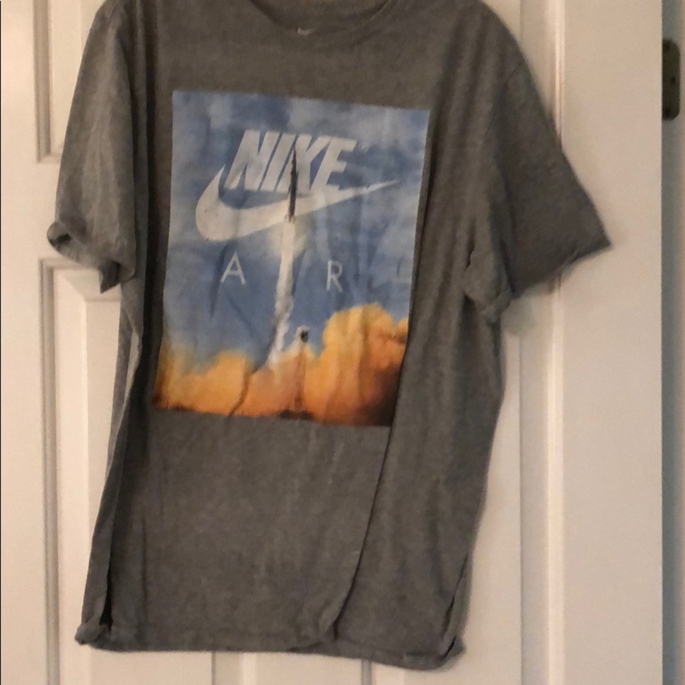 Nike t-shirt